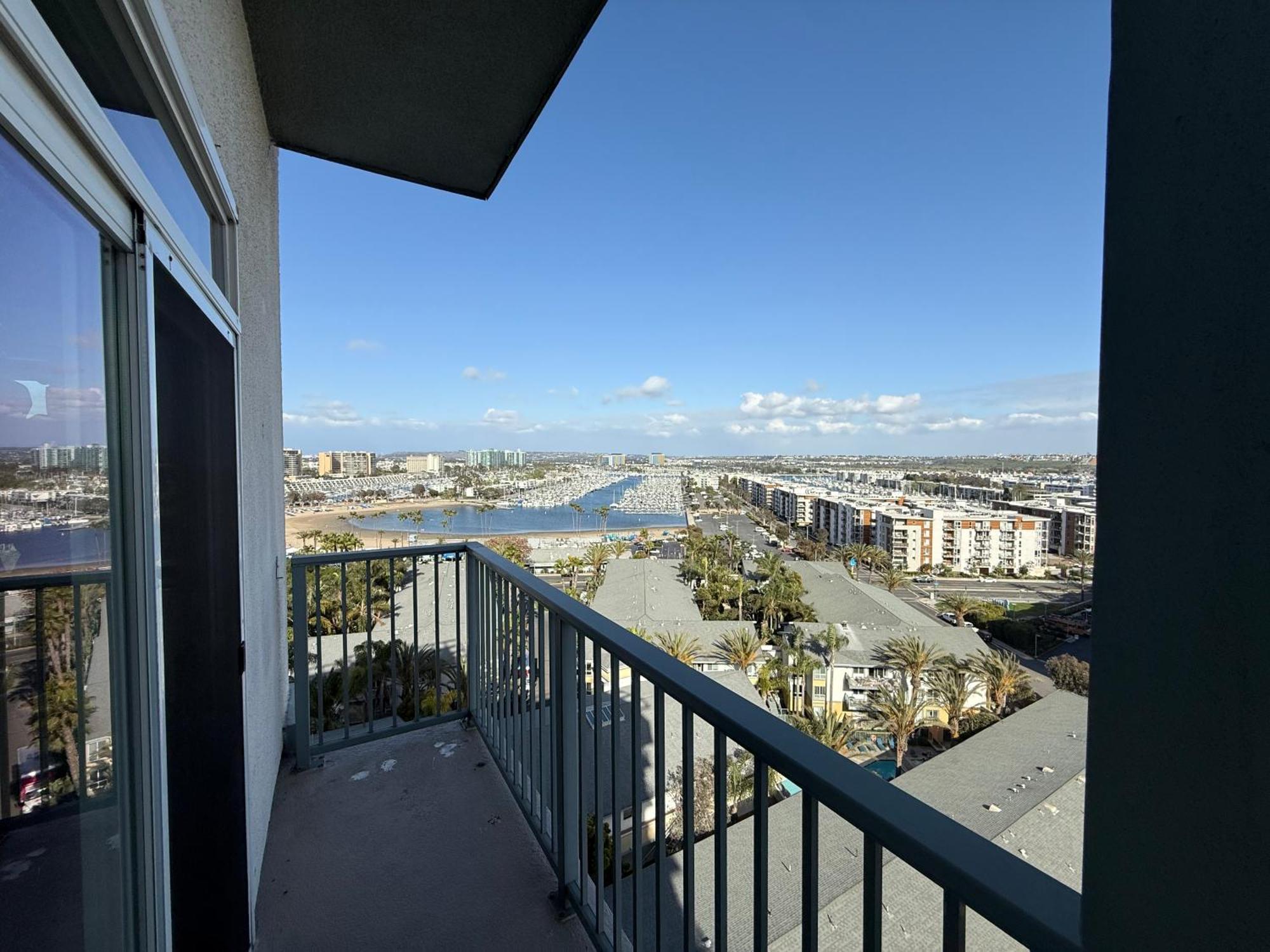 Marina Life: Smell The Sea, Feel The Breeze Appartement *